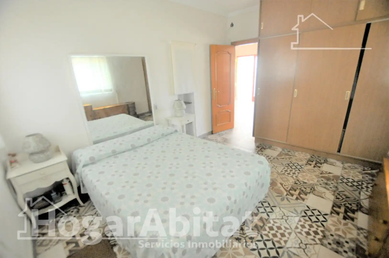 Habitación de Casa o chalet en venta en Chiva con Aire acondicionado, Calefacción y Jardín privado