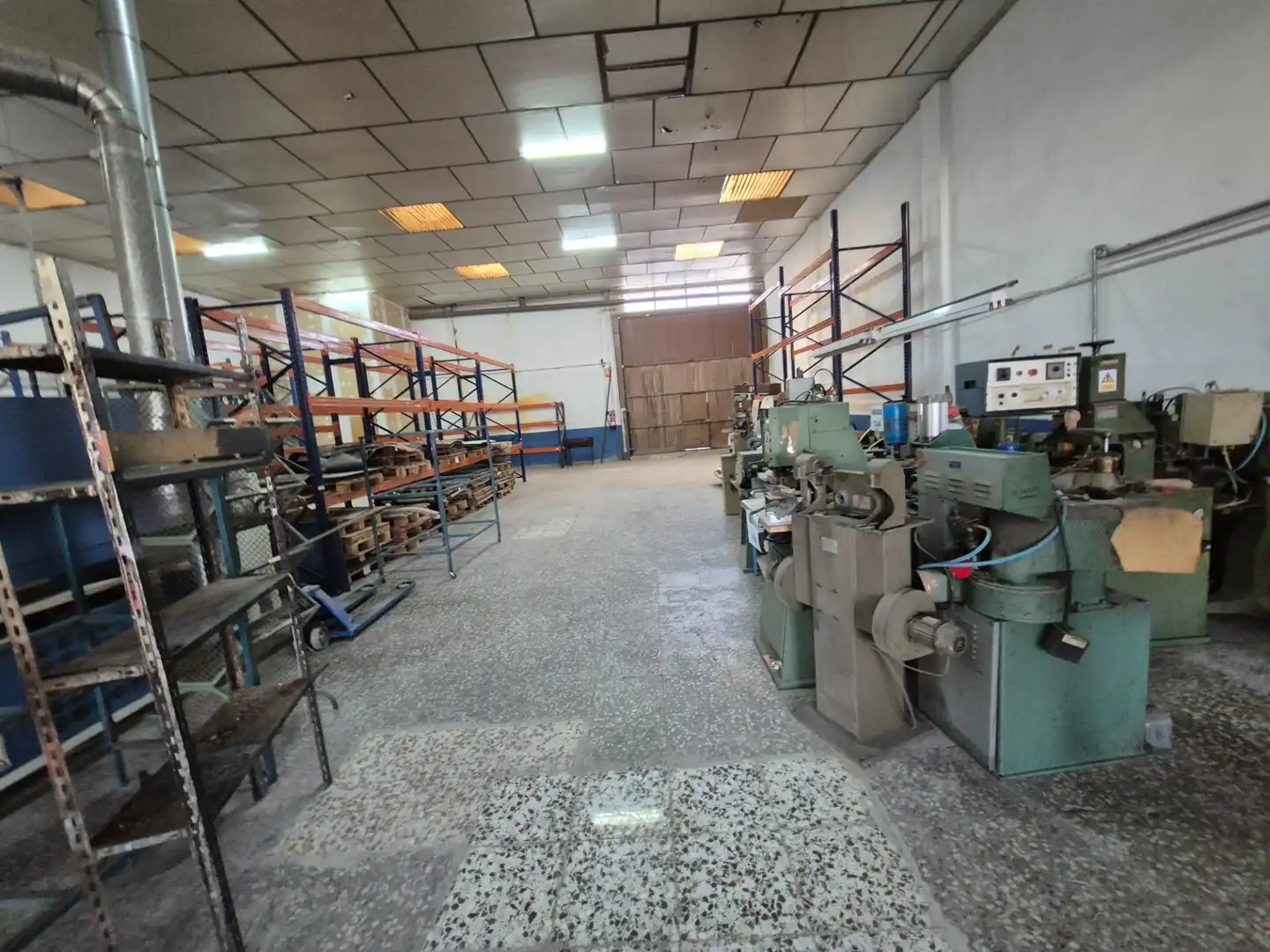 Nave industrial en venta en Elda