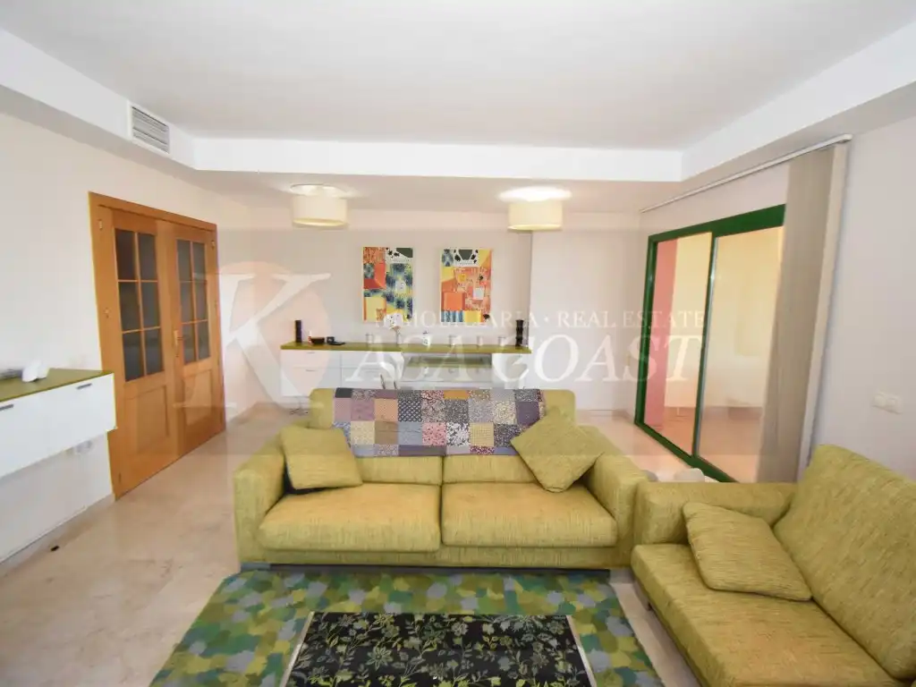 Sala de estar de Dúplex en venta en Fuengirola con Aire acondicionado, Jardín privado y Terraza