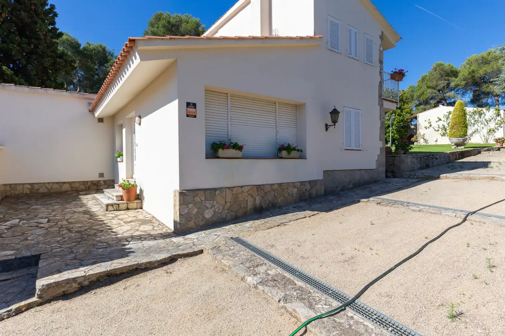 Vista exterior de Finca rústica en venda en Corbera de Llobregat amb Aire condicionat, Calefacció i Terrassa