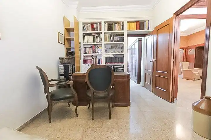 Houses for sale in Valencia  with Air Conditioner, Heating and Terrace
