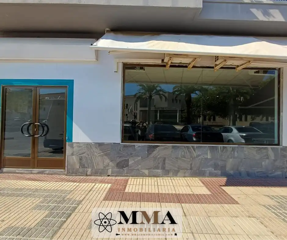 Business premises for sale in Paseo de las Palmeras 27