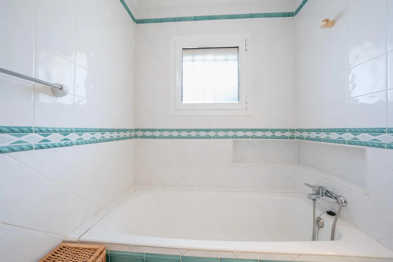 Bathroom of Houses for sale in Jávea / Xàbia  with Air Conditioner, Heating and Private garden