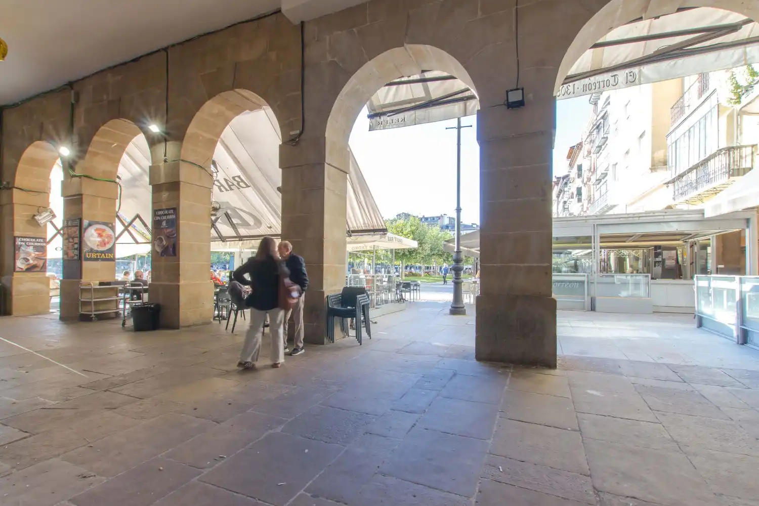 Local comercial en venda a Del Castillo, imagen 17