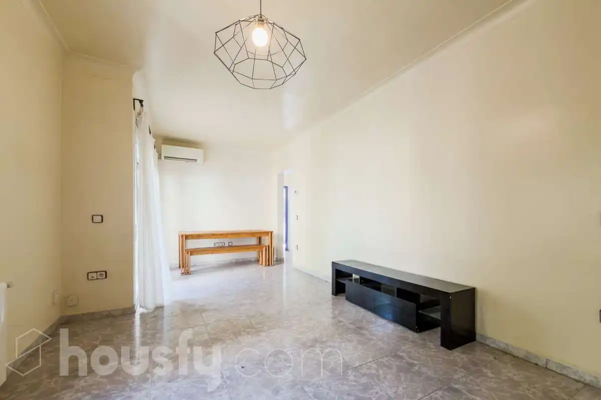 Sala de estar de Piso en venta en Barcelona con Aire acondicionado, Calefacción y Balcón