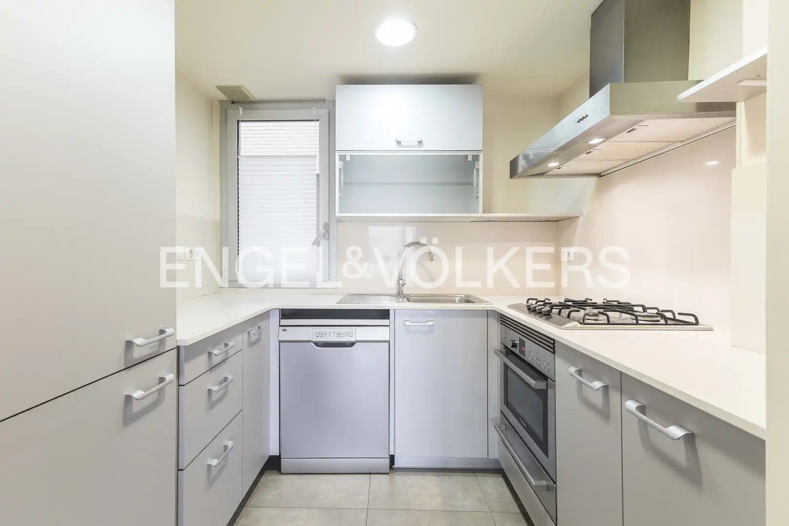 Cocina de Piso de alquiler en Barcelona con Aire acondicionado, Calefacción y Parquet