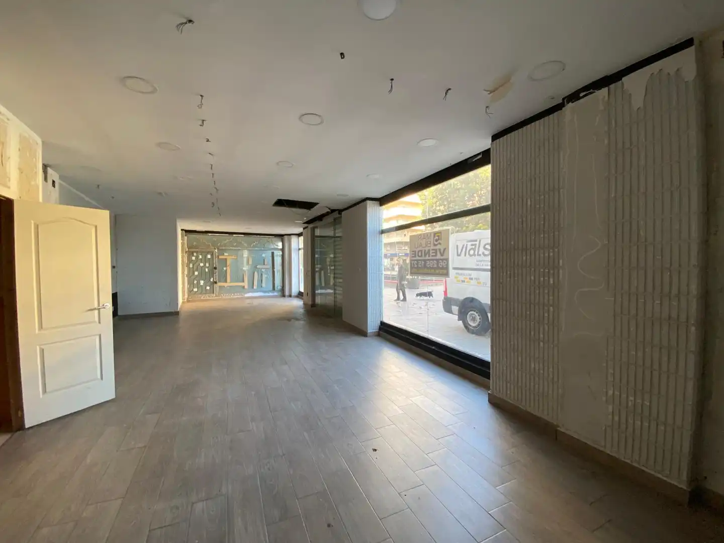Local comercial en venta en Carrer Nogueres 1, imagen 15