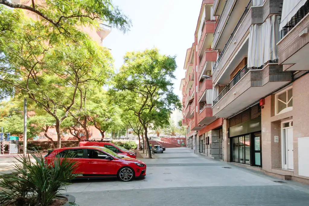 Exterior view of Flat for sale in Badalona