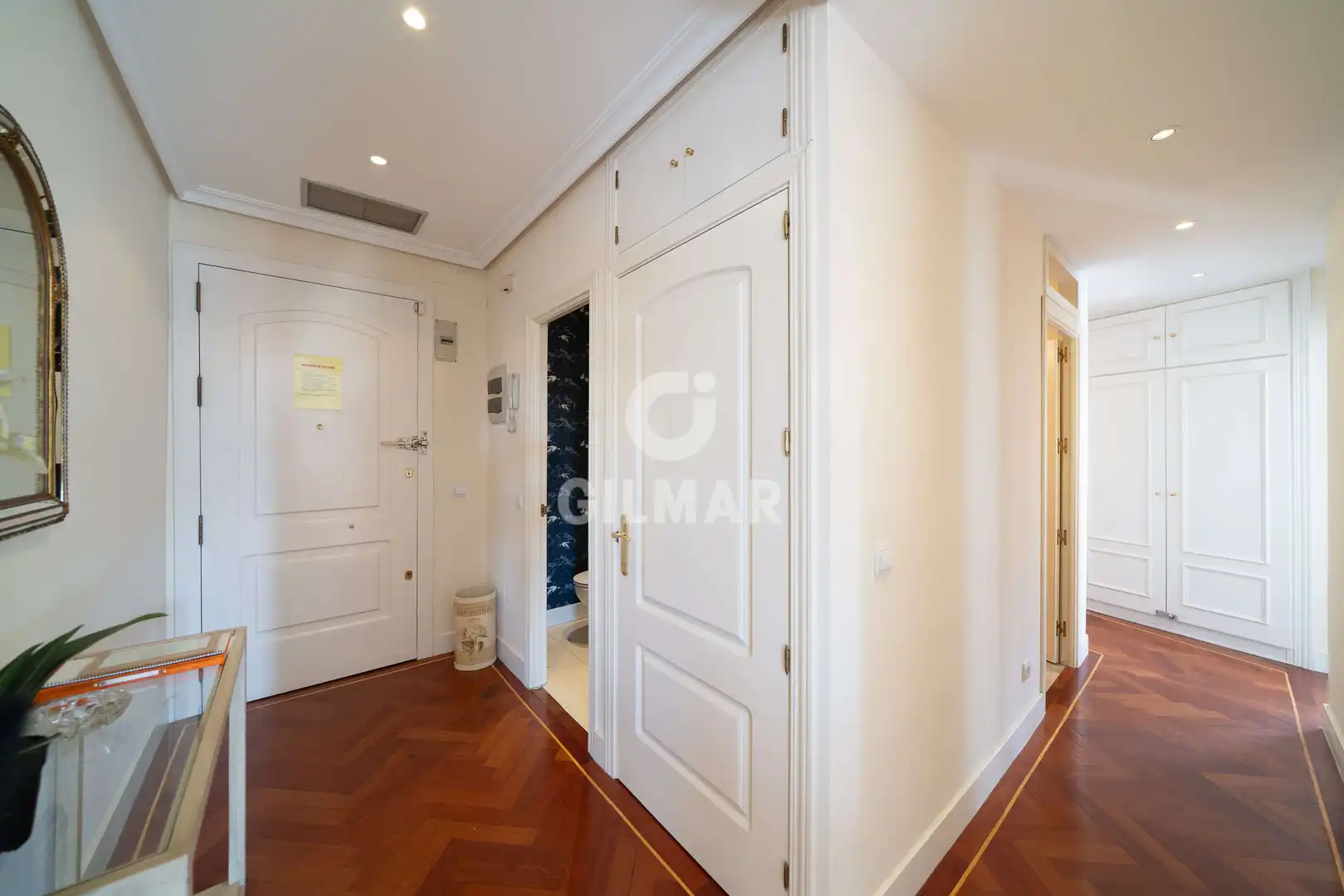 Flat for sale in Madrid  with Heating and Storage room