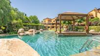 Swimming pool of Duplex for sale in Reus  with Air Conditioner, Heating and Private garden