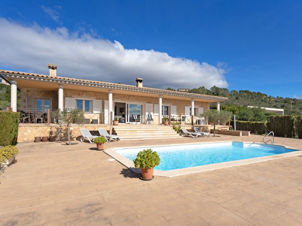 Vista exterior de Finca rústica en venda en  Palma de Mallorca amb Calefacció, Jardí privat i Terrassa