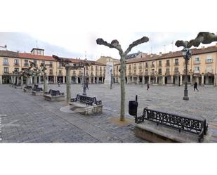 Vista exterior de Local de lloguer en Palencia Capital amb Aire condicionat