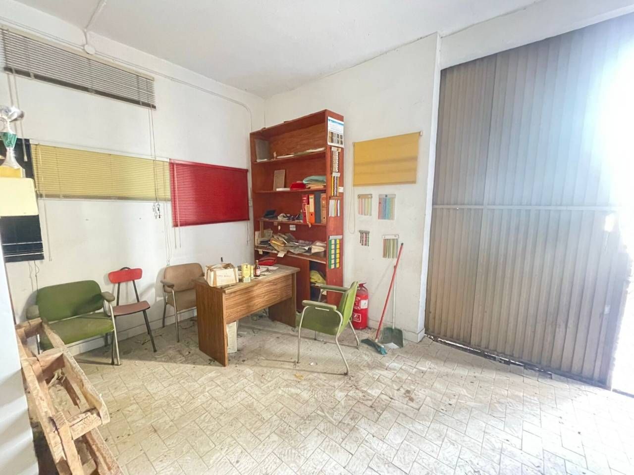 Local de alquiler en Avenida San Lorenzo, 1, Zona Calvario