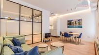 Living room of Flat to rent in  Madrid Capital  with Air Conditioner, Heating and Parquet flooring
