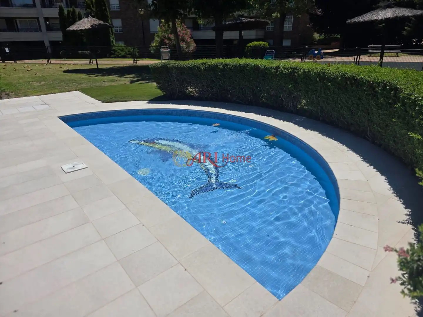 Piscina de Pis en venda en Majadahonda amb Aire condicionat, Calefacció i Terrassa