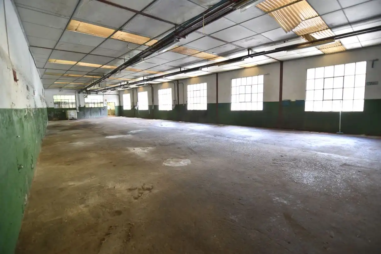 Nave industrial en venta en Soraluze / Plasencia de las Armas