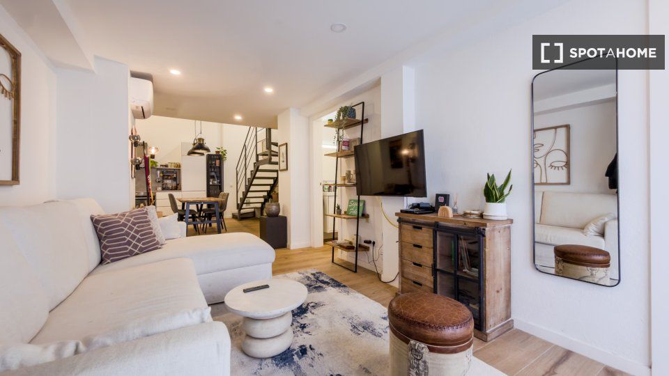 Sala d'estar de Pis de lloguer en  Barcelona Capital amb Aire condicionat, Calefacció i Moblat