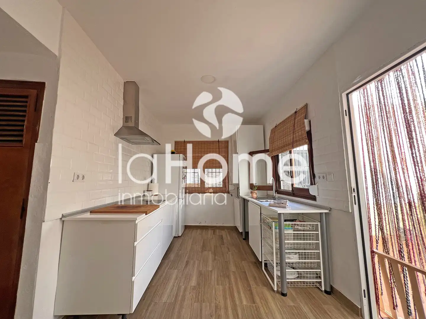 Cocina de Casa adosada en venta en Paterna con Aire acondicionado, Terraza y Horno