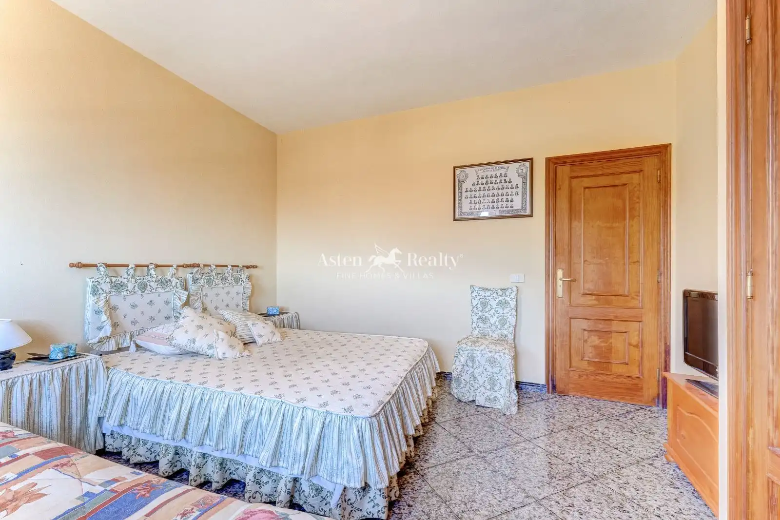 Dormitori de Casa o xalet en venda en Adeje amb Terrassa, Traster i Moblat