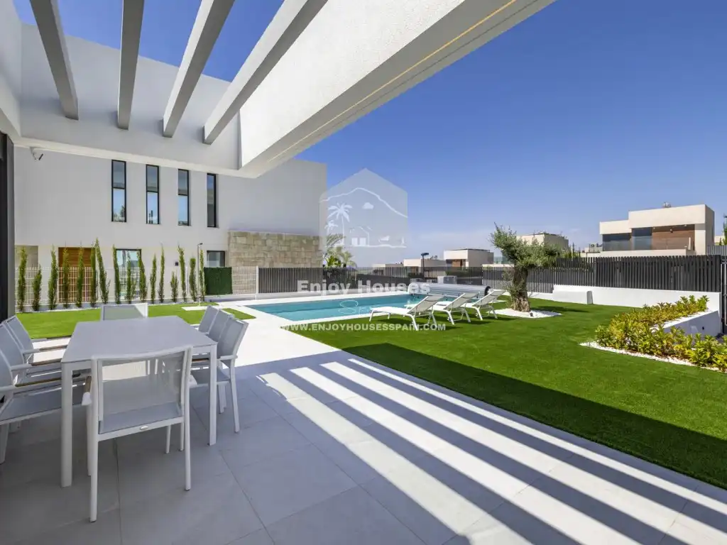 Maison avec piscine à vendre à Golf Bahía, imagen 4