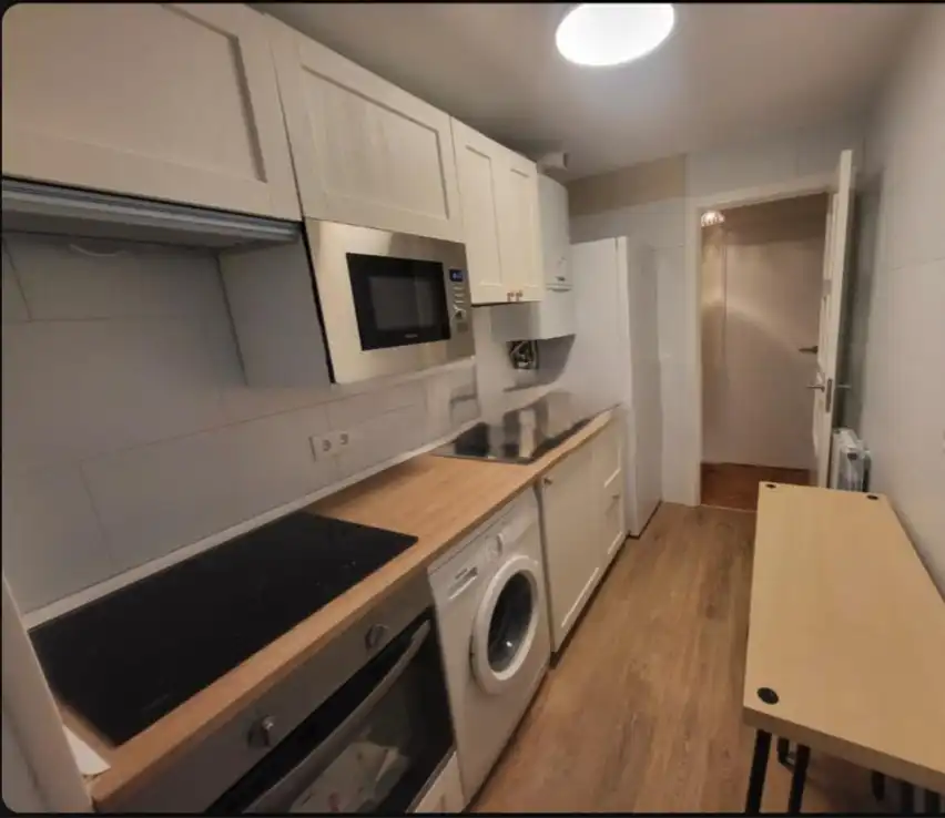 Küche von Wohnung zur Miete in Donostia - San Sebastián  mit Heizung, Parkett und Möbliert