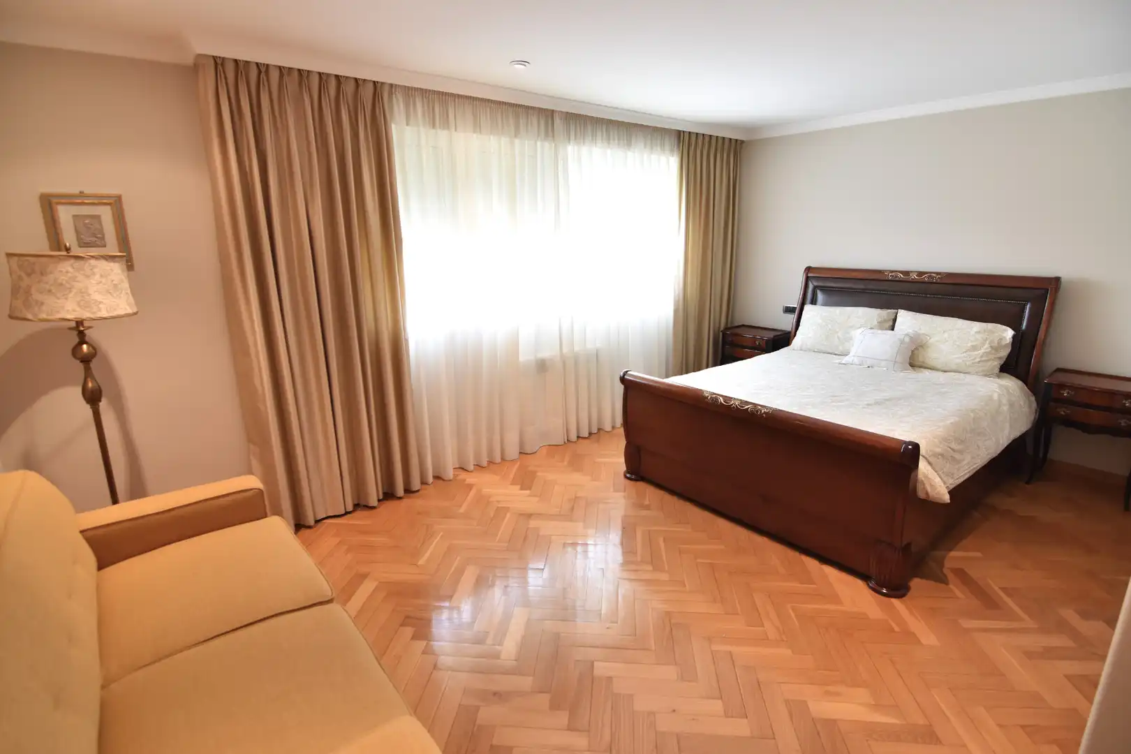 Habitación de Casa o chalet en venta en Bergondo con Calefacción, Jardín privado y Parquet