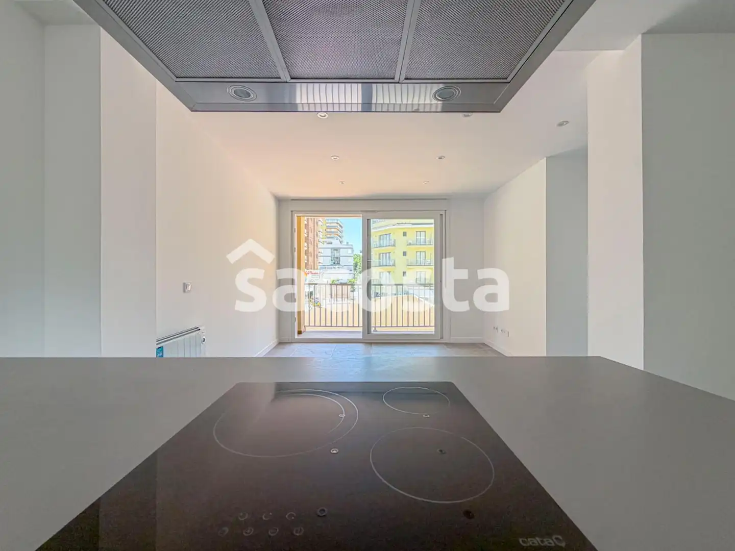 Cocina de Piso en venta en Blanes con Calefacción, Terraza y Balcón