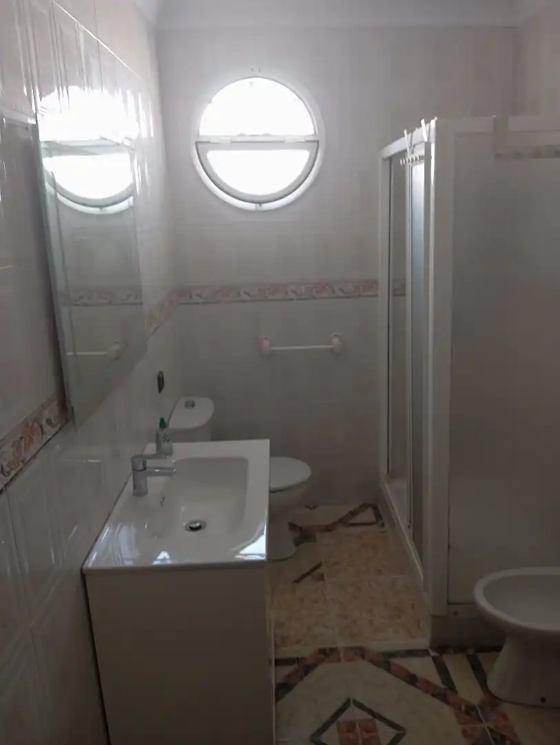 Bany de Casa o xalet de lloguer en Dos Hermanas amb Moblat
