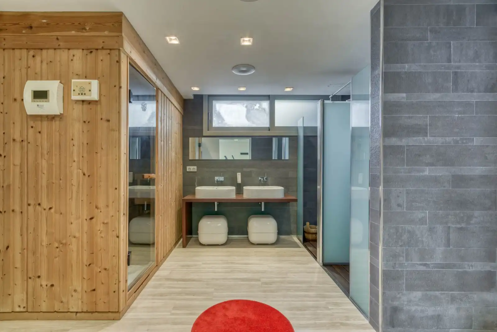 Baño de Casa o chalet en venta en La Jonquera con Aire acondicionado, Calefacción y Jardín privado