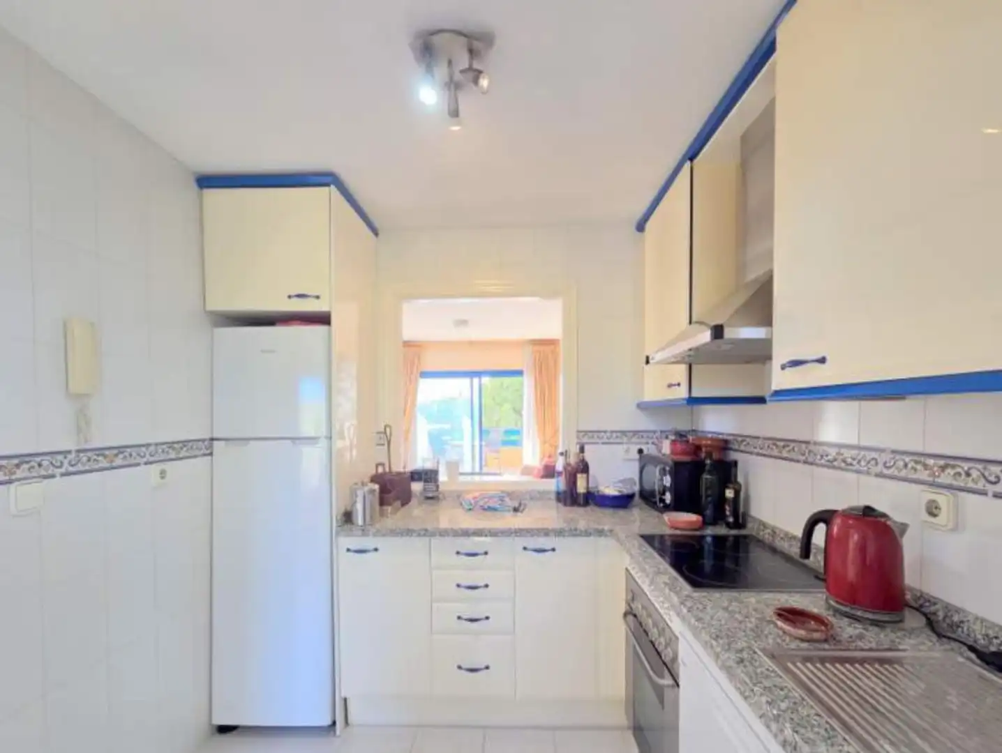 Apartamento con ascensor en venta en La Duquesa, imagen 8