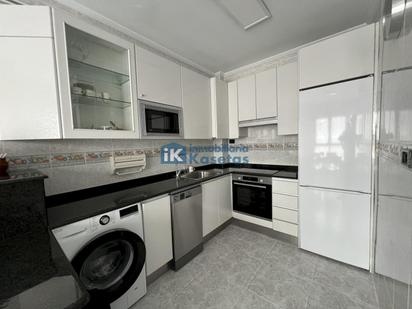 Kitchen of Flat for sale in Basauri 