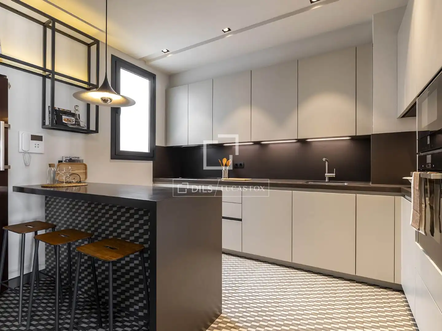Flat with terrace to rent in Eixample, imagen 11