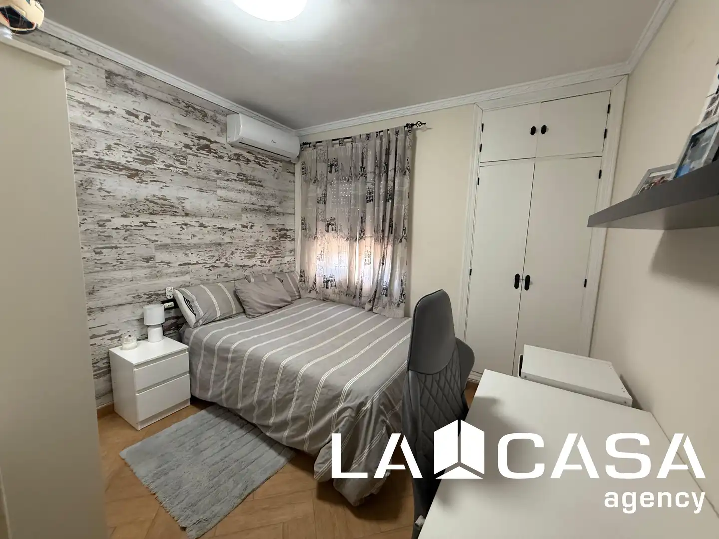 Bedroom of Detached homes for sale in Dos Hermanas  with Air Conditioner, Terrace and Storage room