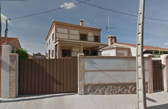 Casa-chalet en Venta en Camarenilla