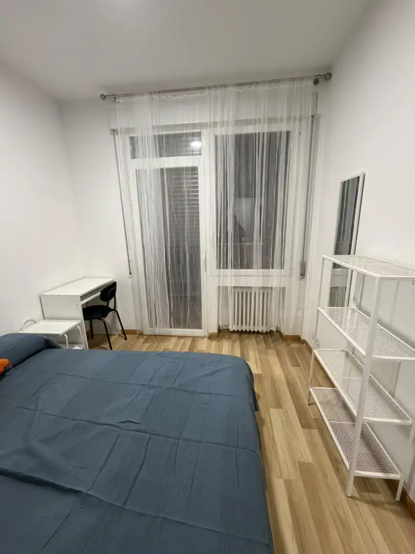 Dormitori de Pis per a compartir en Chamartín