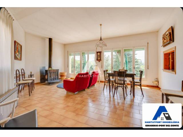 Casa-chalet en Venta en Tremp