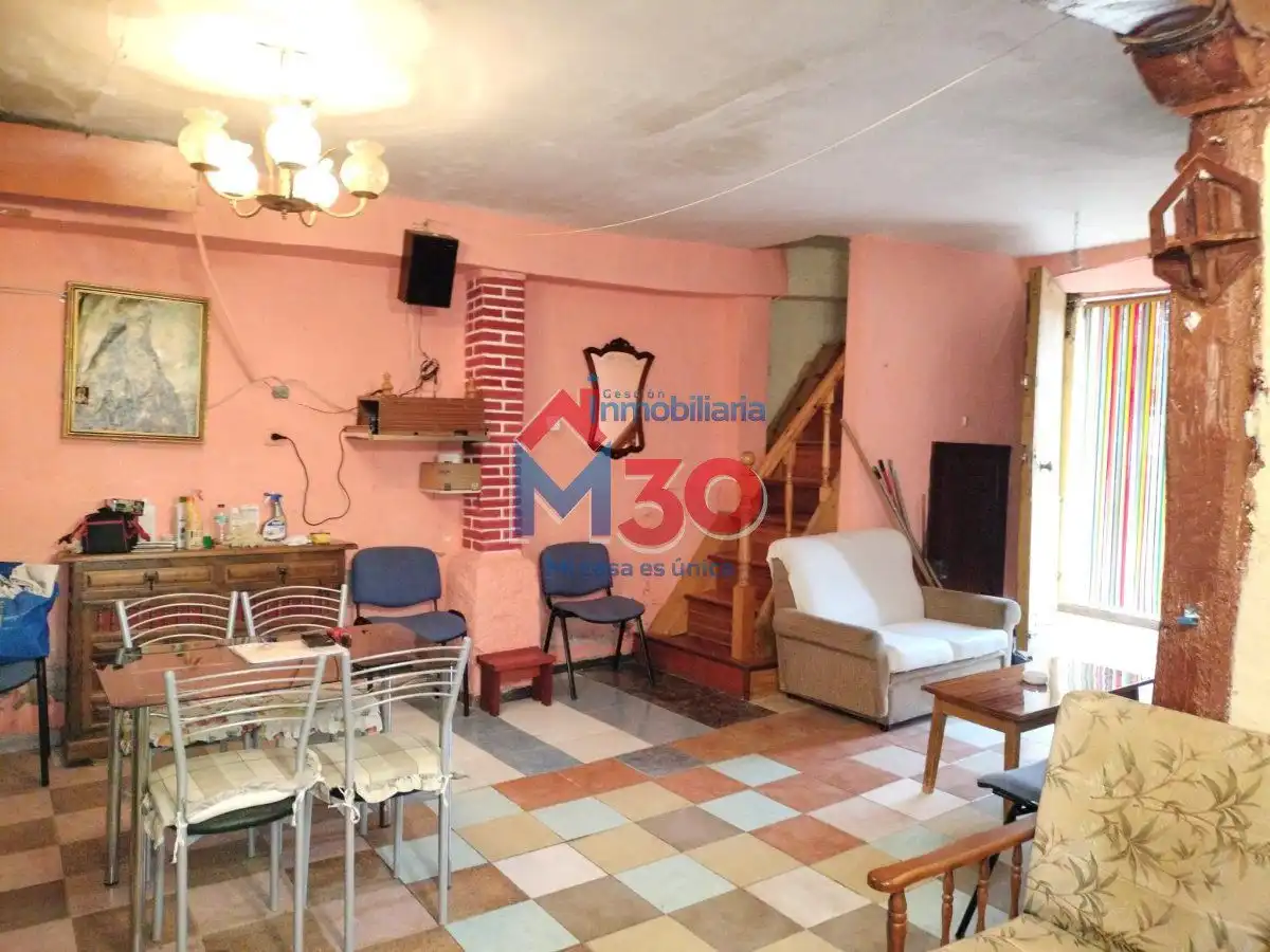 Casa o chalet en venta en Santa María Ribarredonda con Terraza