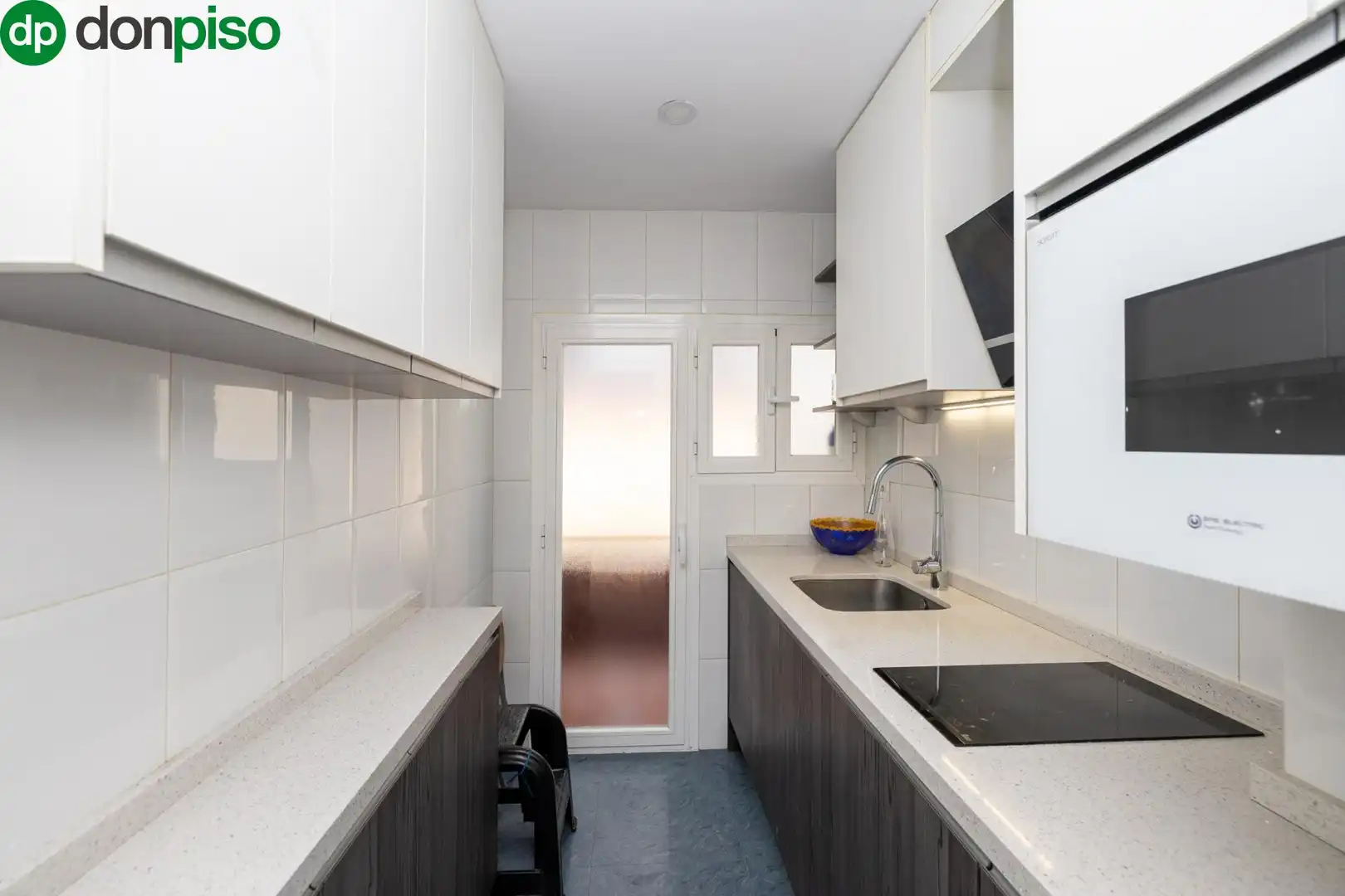 Cocina de Piso en venta en Granada