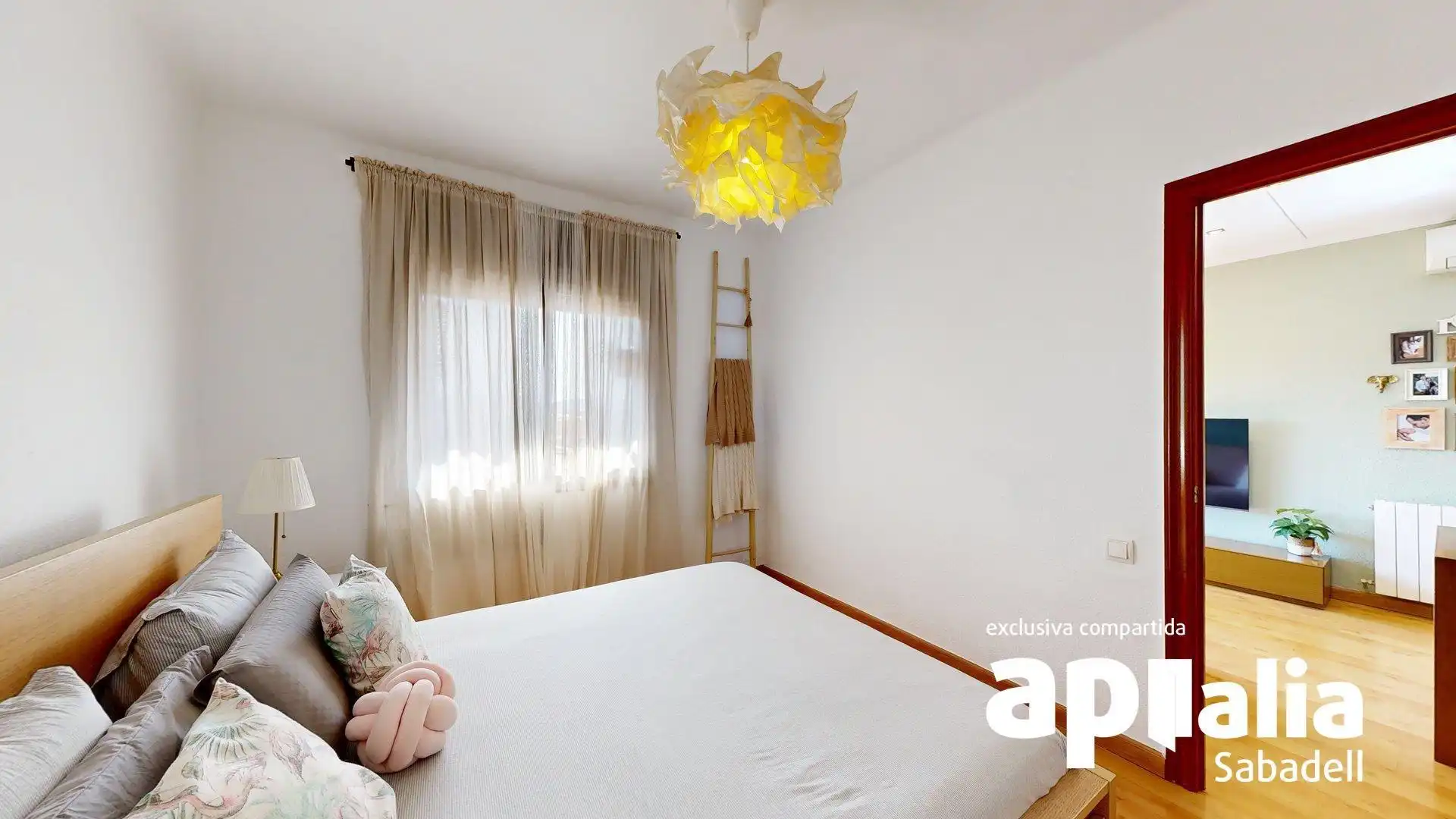 Bedroom of Flat for sale in Sabadell  with Air Conditioner, Heating and Parquet flooring
