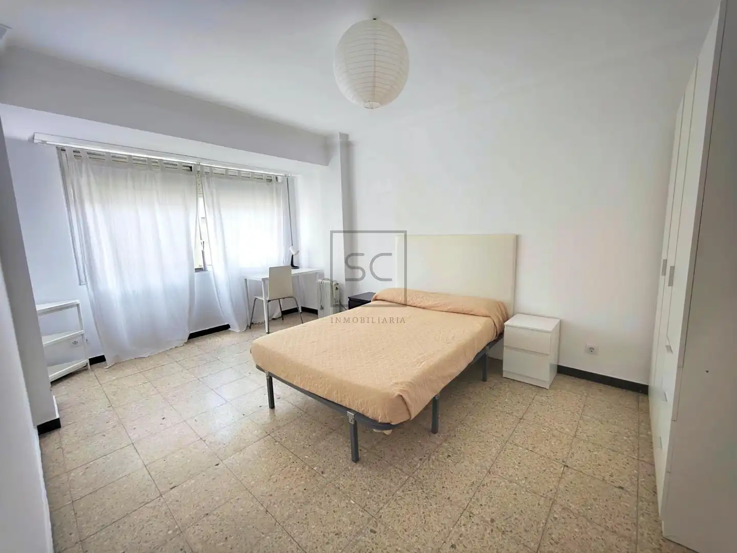 Habitación de Piso de alquiler en Ferrol con Amueblado y Alarma