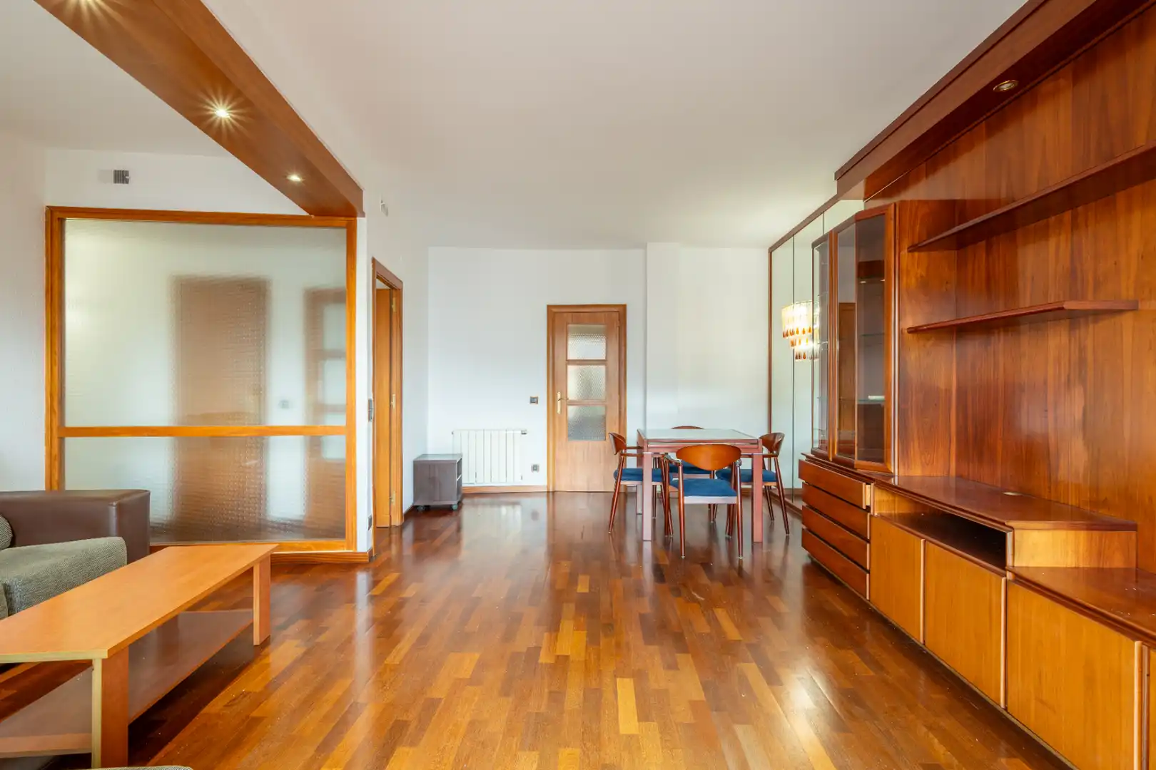 Living room of Flat for sale in Gràcia