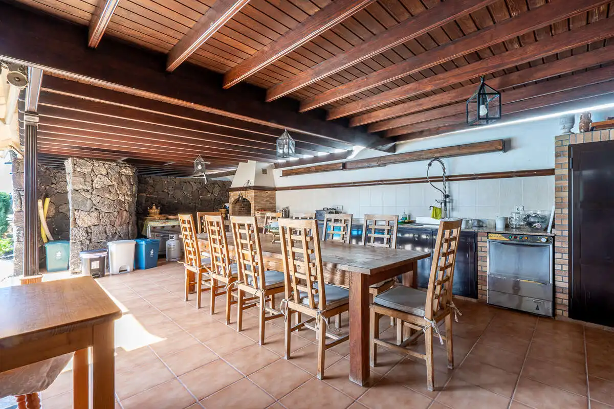 Terrassa de Casa o xalet en venda en Arrecife amb Jardí privat i Piscina
