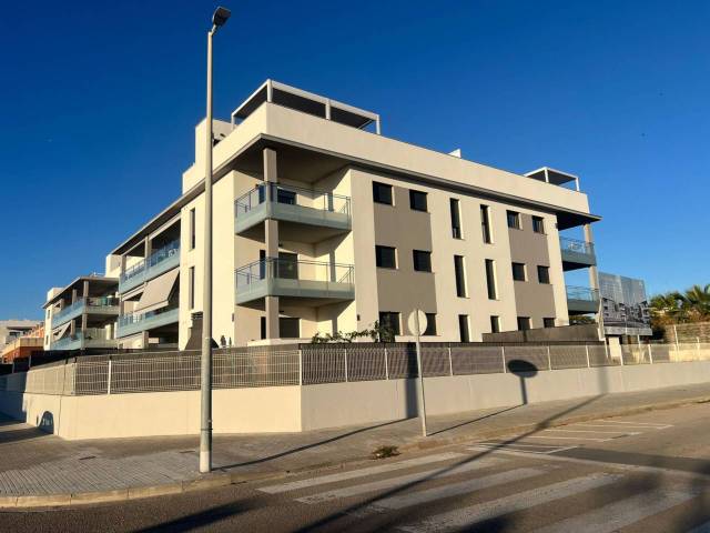 Trastero en Alquiler en Calle Prat de la Riba, 19-31 en Les Salines - Pla de Sant Pere