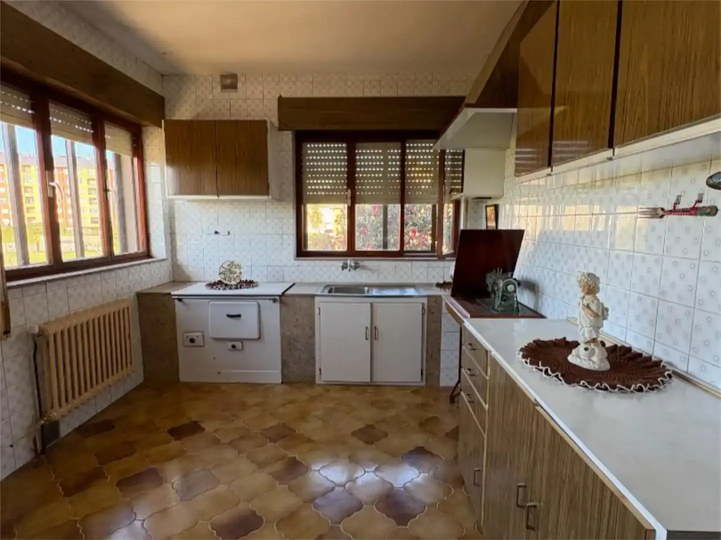 Cocina de Piso en venta en Ribadeo con Jardín privado, Parquet y Trastero