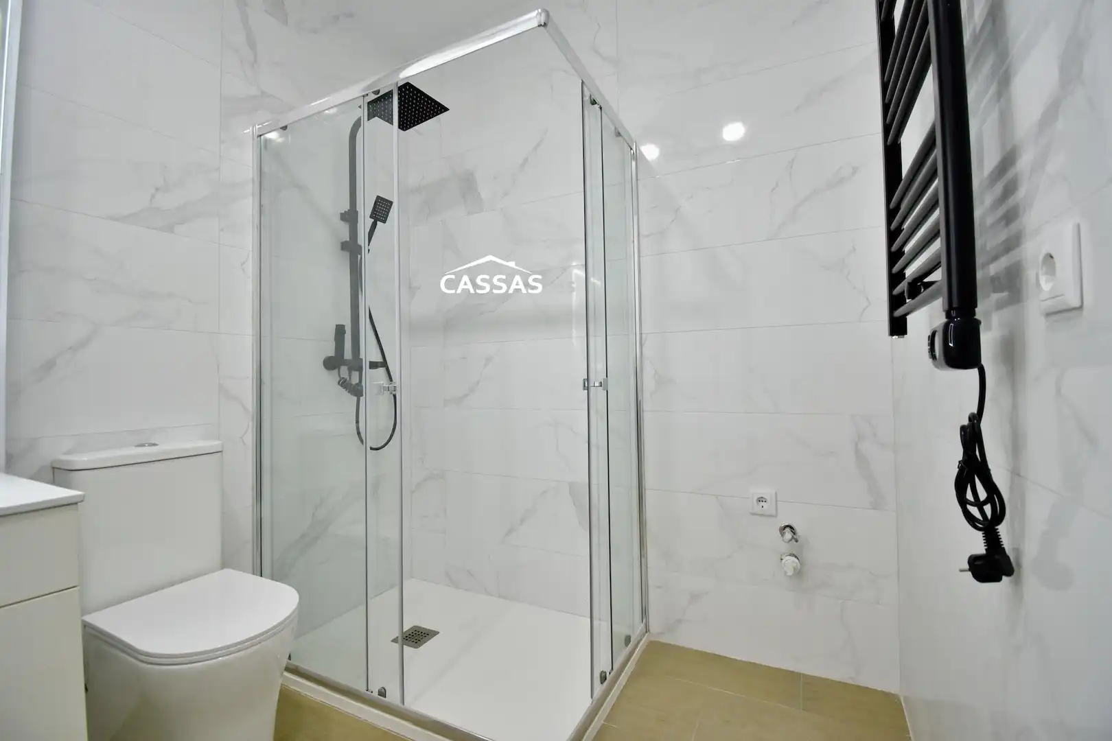Bathroom of Flat for sale in Torrejón de Ardoz