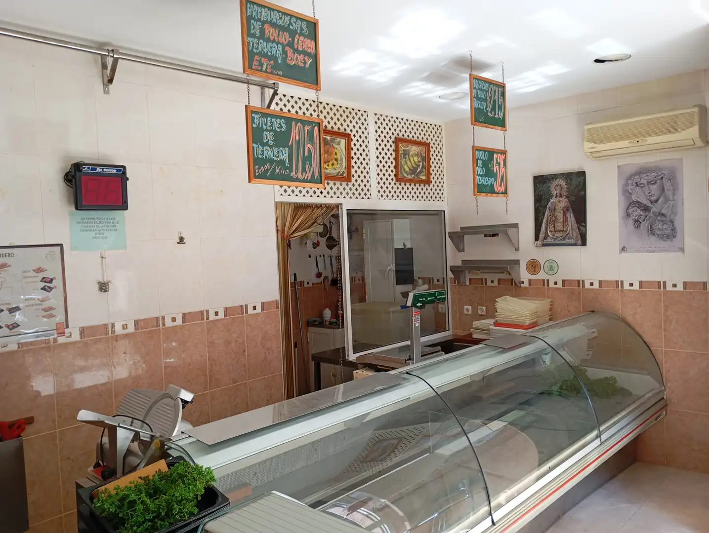 Local en venta en Málaga con Terraza y Amueblado