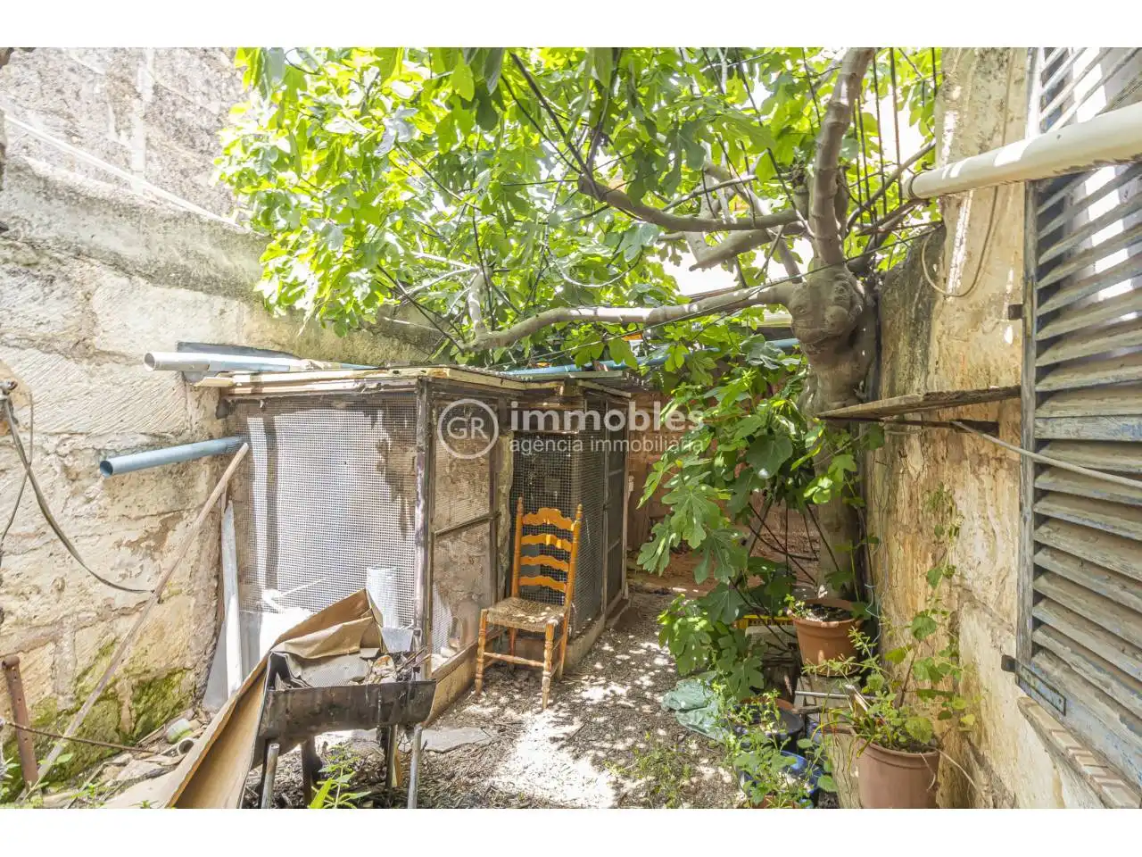 Houses for sale in Calle palou, Sa Pobla