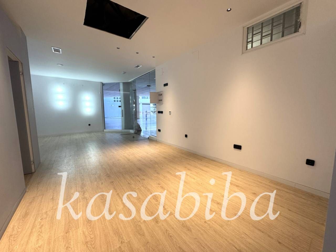 Geschaftsraum zur Miete in  Valencia Capital