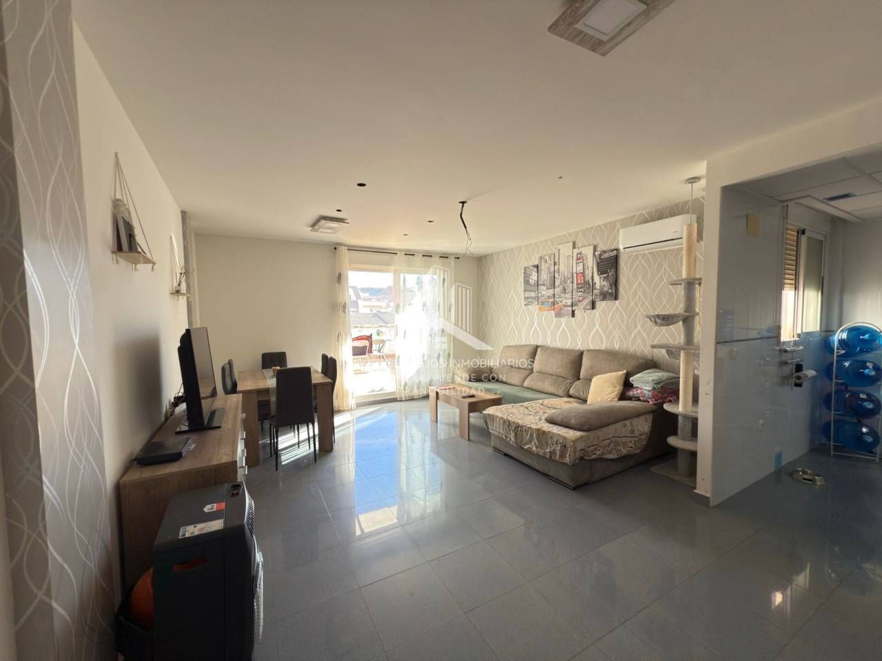 Sala d'estar de Dúplex en venda en Sant Joan de Moró amb Aire condicionat i Terrassa