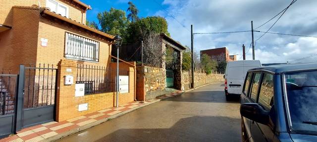 Casa-chalet en Venta en Ventura Jimenez en Los Navalucillos